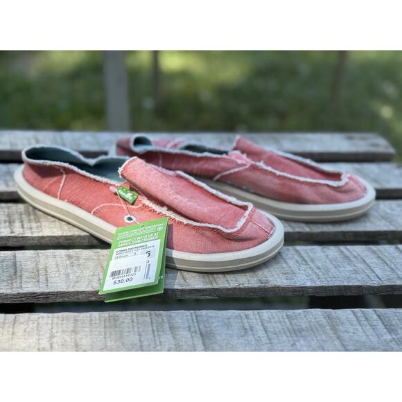 Sanuk Donna Hemp fabric slip on distressed flats Women’s 6 BNWT - Picture 1 of 16